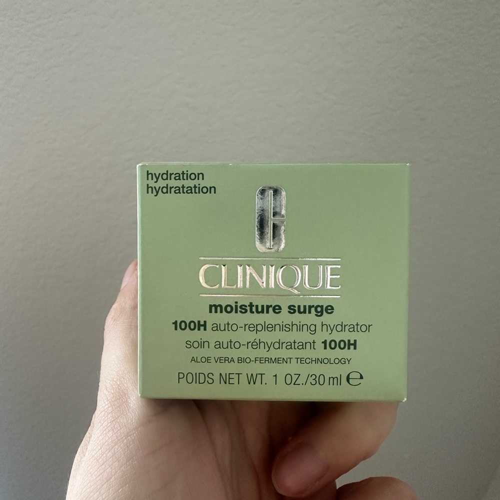 Clinique Moisture Surge Hydrating Moisturizer